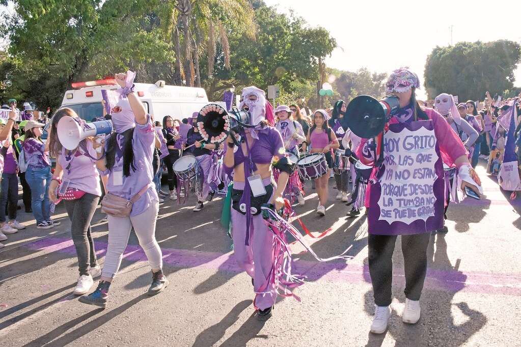 8M. Mujeres en Querétaro claman justicia, respeto y libertad