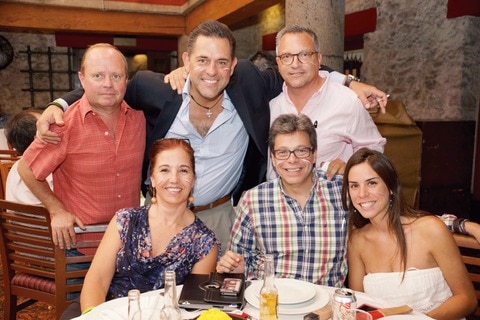 Disfrutan pasión del mundial