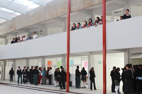  AIQ y Conalep firman acuerdo 