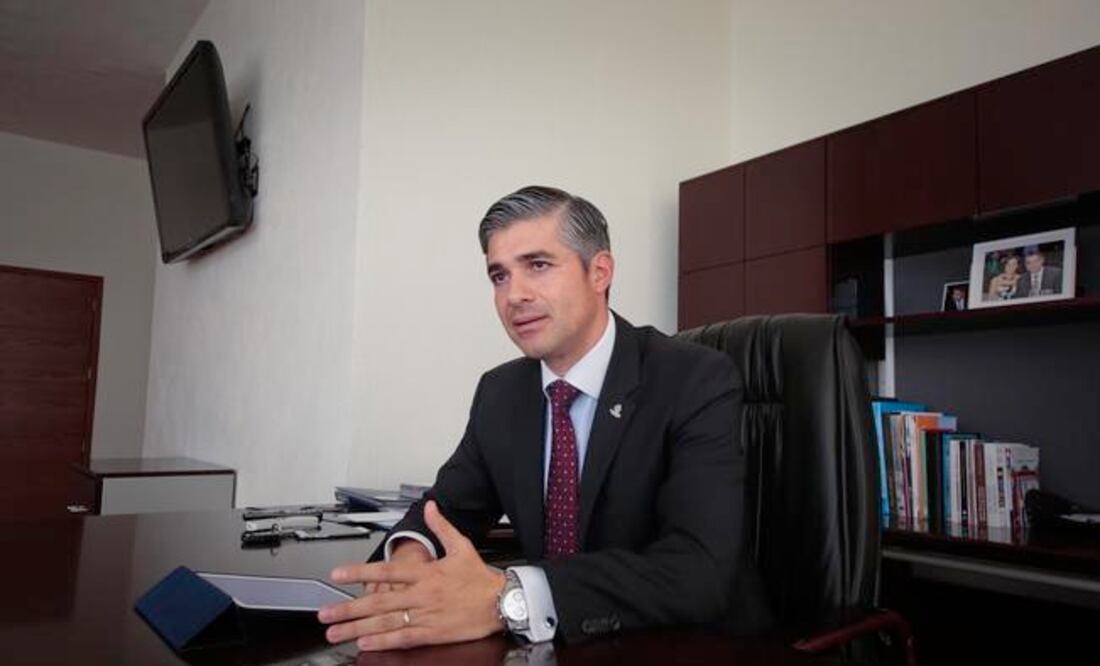 Los representantes populares están obligados a rendir cuentas, mientras que los ciudadanos deben mantenerse informados, señala Darío Malpica (VÍCTOR PICHARDO. EL UNIVERSAL)