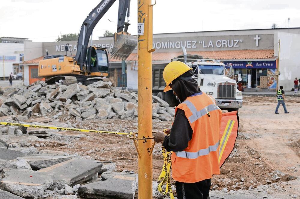 EMPIEZA MODERNIZACIÓN DEL MERCADO DE “LA CRUZ”