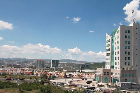 Prevén edificar este año 15 mil viviendas