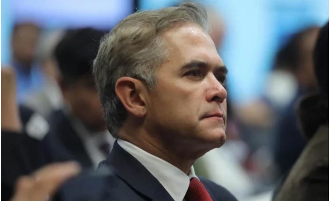 Vale la pena que el aeropuerto tenga todos los permisos: Mancera