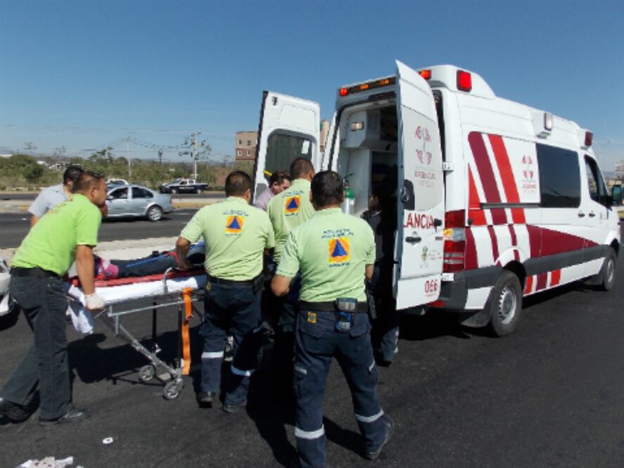 Arrollan a mujer en Paseo de la República