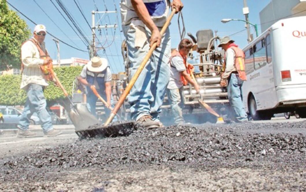 Destinan 3 mdp para bacheo en la capital