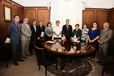 FDS aplaude convenio entre UAQ y sindicato