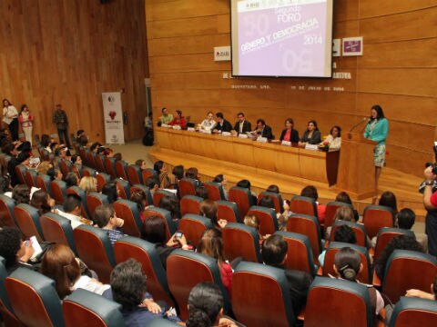 Buscan mejorar equidad de género