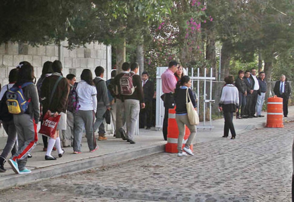 Buscan prevenir consumo de drogas en secundaria