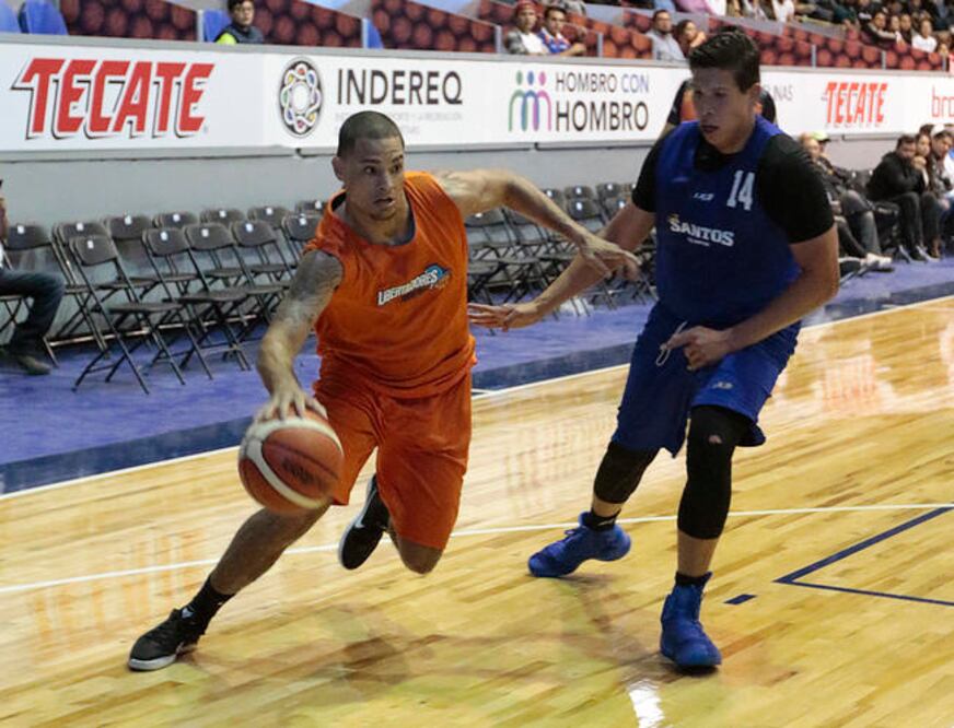 La afición comienza a identificar a Rodríguez como uno de los mejores. (FOTO: CÉSAR GÓMEZ. EL UNIVERSAL)