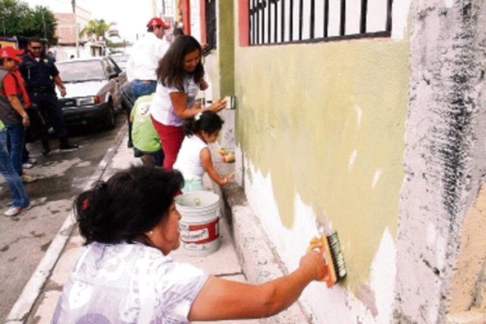 Aplican mejoras a colonia Satélite 