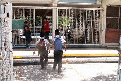 Investigan quejas por maltrato en primaria