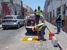 En Querétaro, fortalecen la seguridad vial con rejillas temporales
