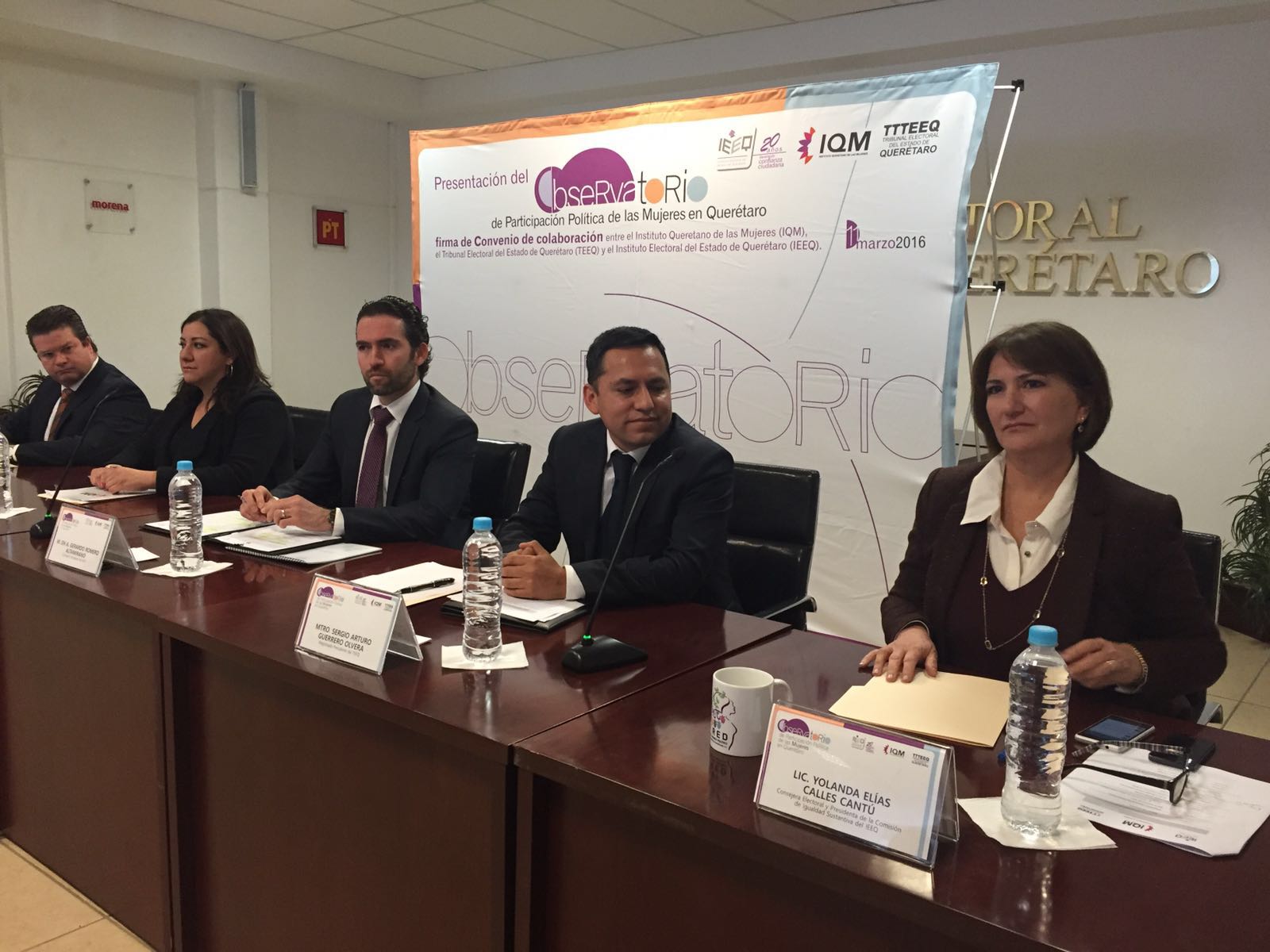 Firman convenio autoridades electorales con IQM