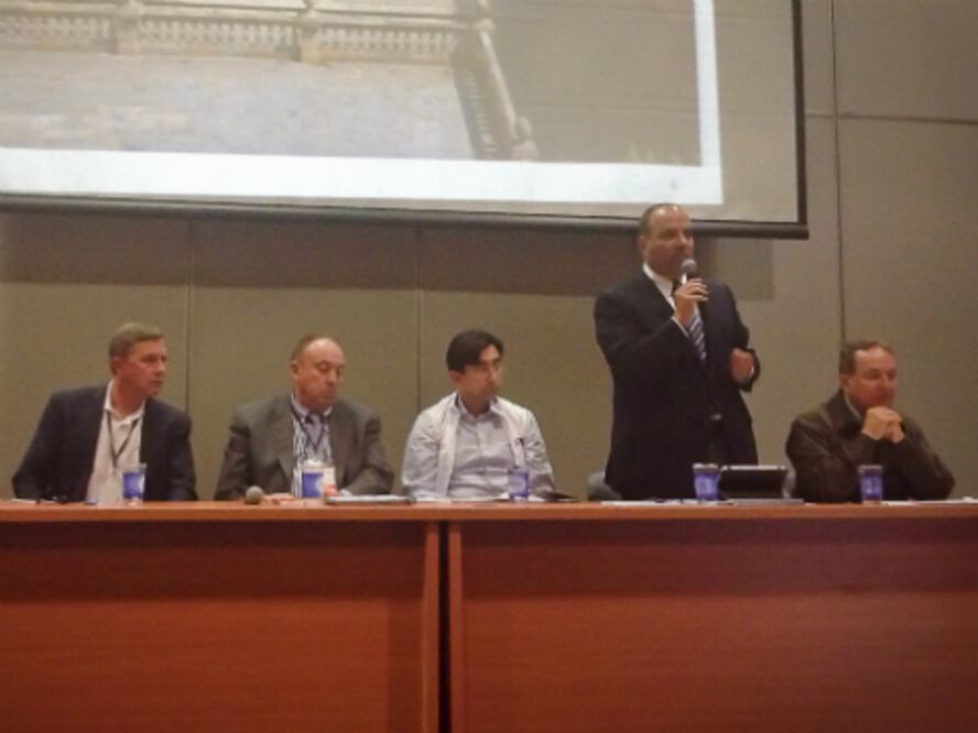 Presenta Loyola plan de conectividad