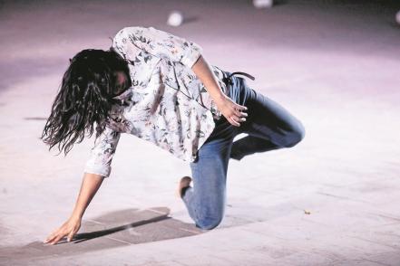 La danza lleva a un viaje introspectivo