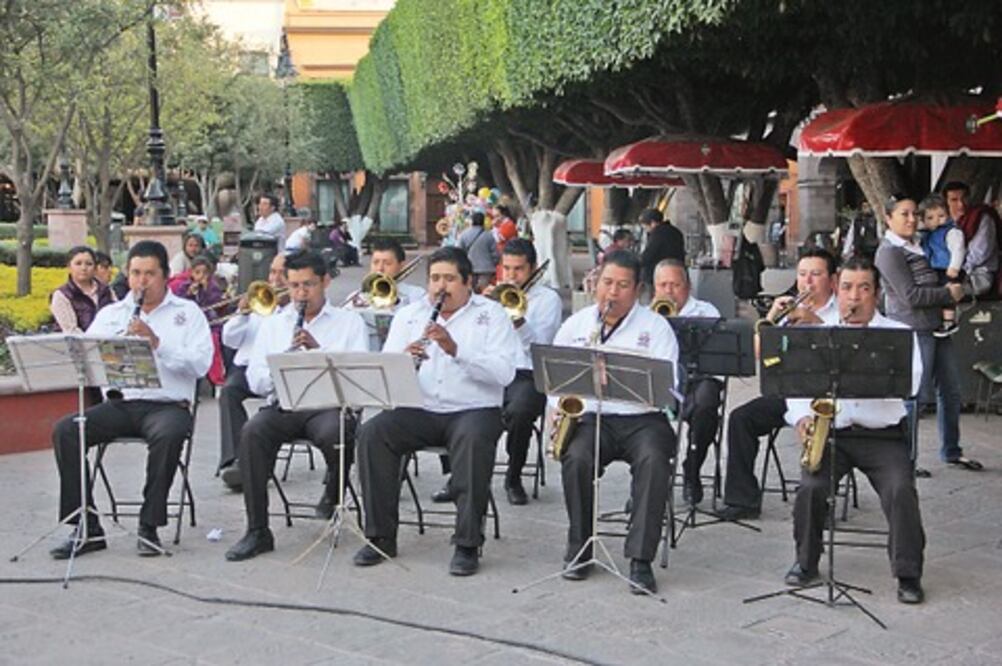 Inauguran exposición charra 