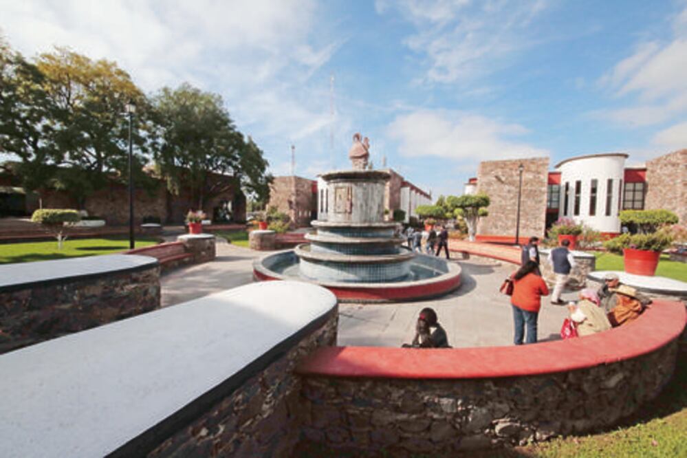 Enfrenta Pasarán proceso legal