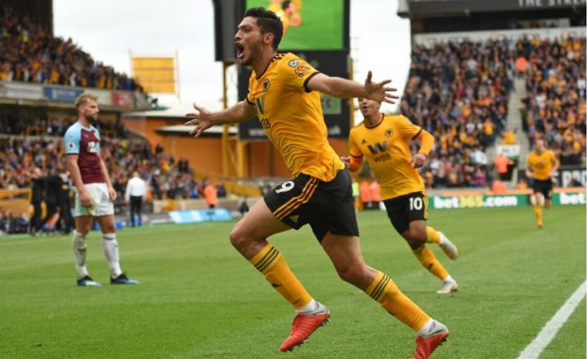 Jiménez le da el triunfo al Wolverhampton