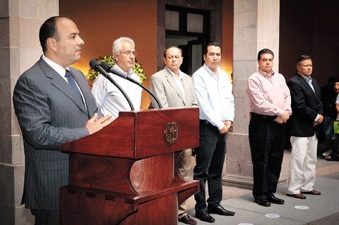 Respalda Loyola Vera calidad de alimento