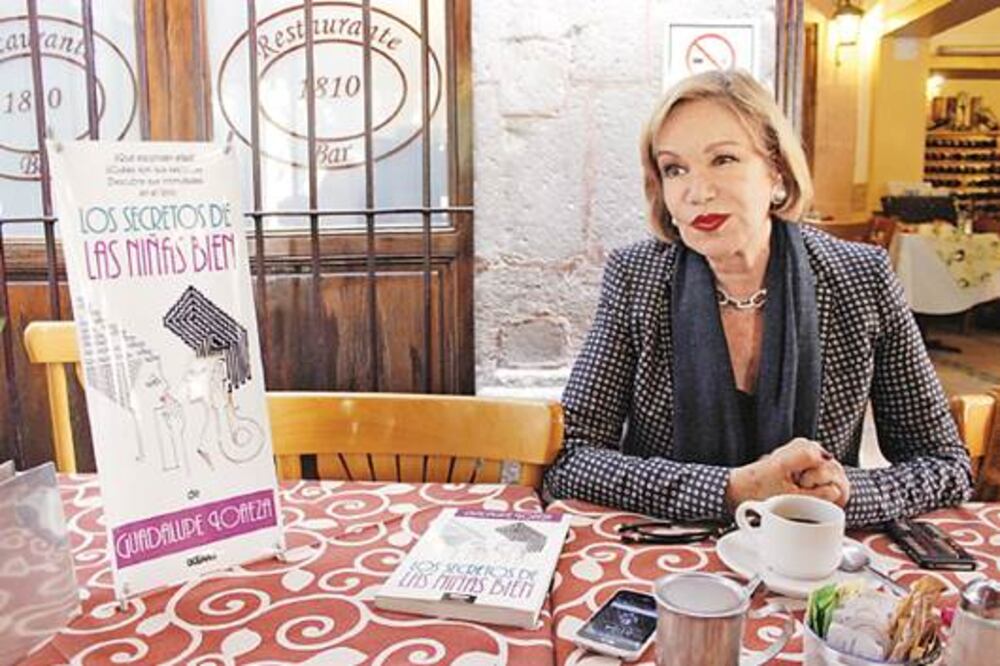 Presenta Loaeza secretos de niñas