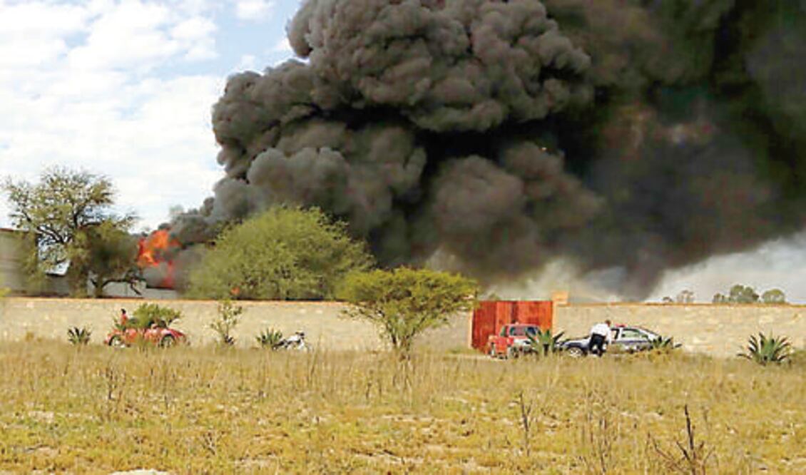Había hidrocarburo en predio incendiado