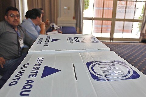 Panistas rechazan plazo