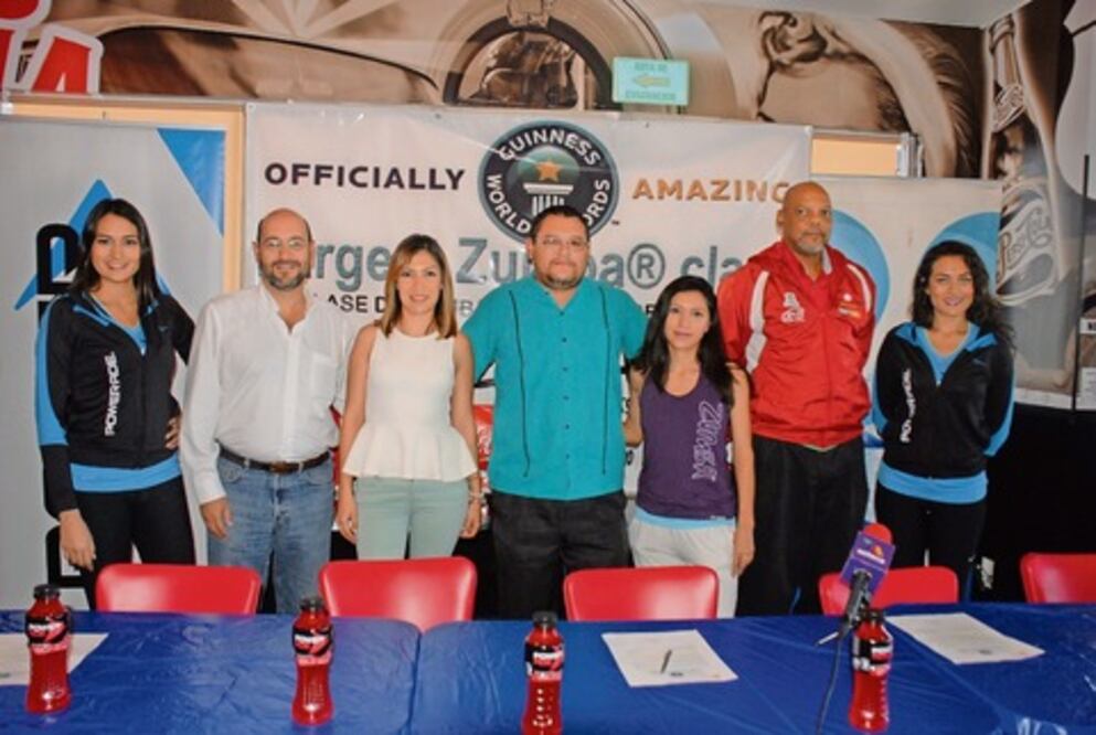 Van por Récord Guinness en zumba