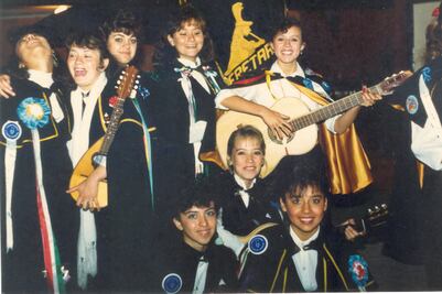 Cumplirá estudiantina femenil de UAQ 25 años