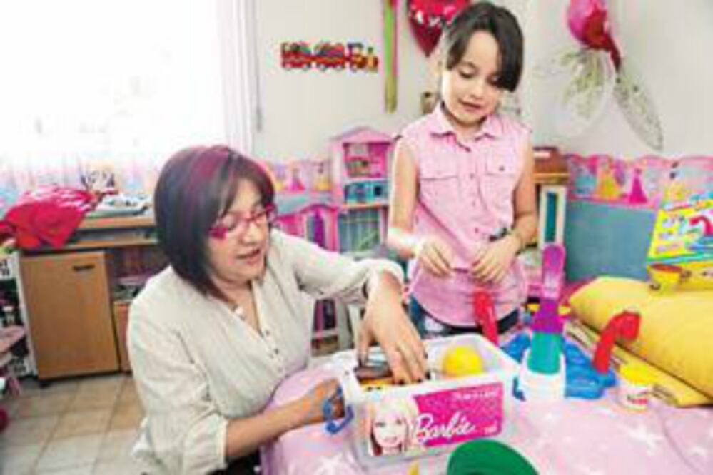 65 mil familias monoparentales