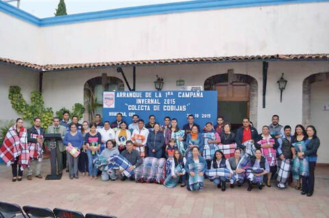 Buscan recolectar hasta mil cobijas