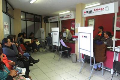 Electores podrán pedir reimpresión de INE