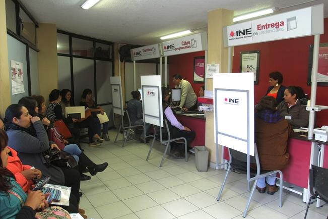 Electores podrán pedir reimpresión de INE