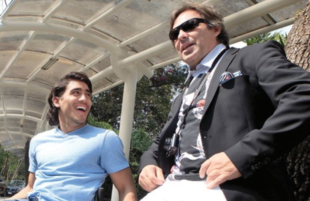  Cálido encuentro entre esquiadores