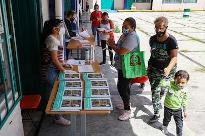 "No hay brotes de Covid-19 en escuelas públicas de Querétaro" 