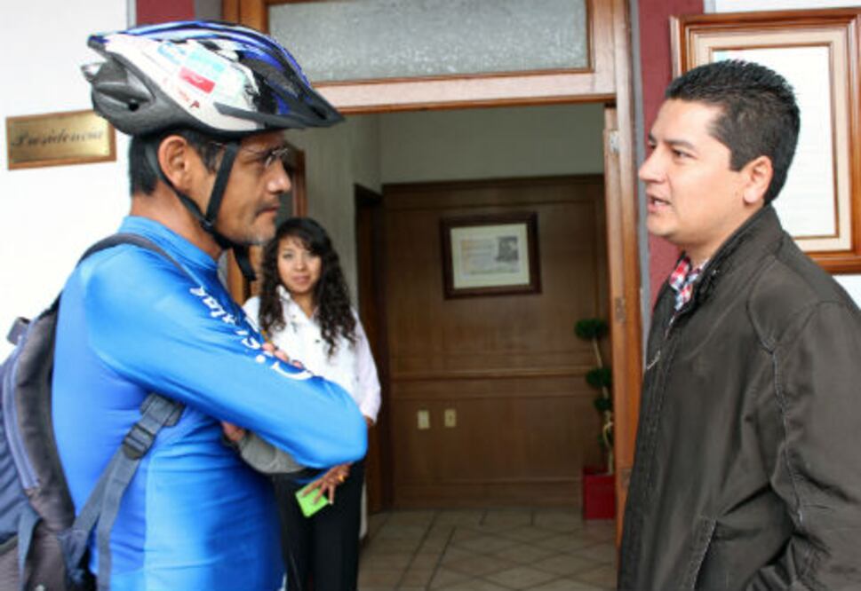 Llegan Ciclistas por la Paz a Tequisquiapan