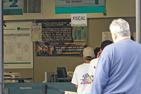 Proponen sancionar mal uso de recursos