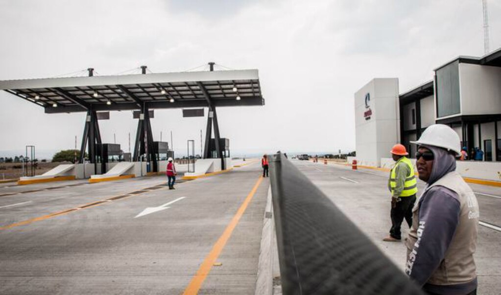 EPN inaugura macrolibramiento Centenario de la Constitución
