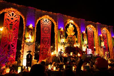 Inauguran Altar Monumental Guardianes del Patrimonio en Plaza de Armas