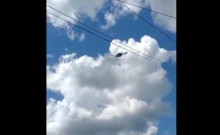 Registran desplome de helicóptero de la Marina en Paraíso, Tabasco