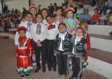 Charreada a favor de la vida