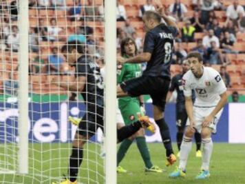 Inter gana en su debut