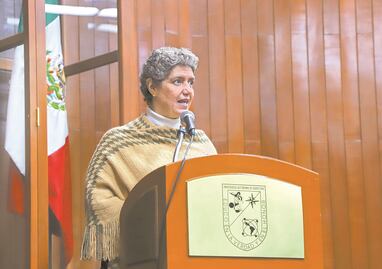 Ingresan a UAQ más mujeres que hombres