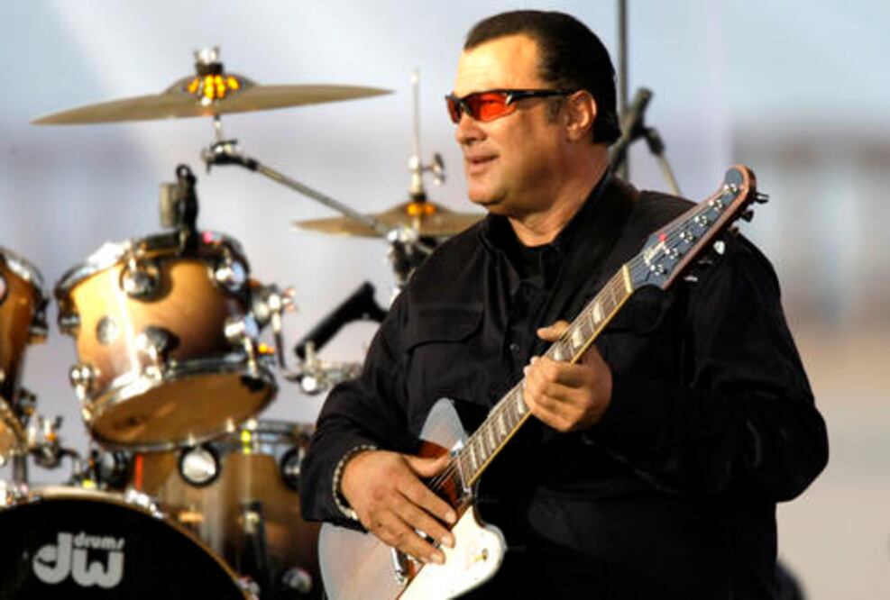 Seagal llega a los 64 años con películas bajo el brazo 