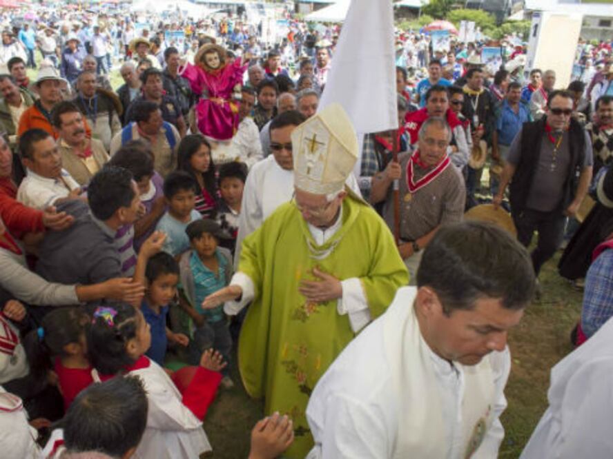 Recibe Mario de Gasperín a Peregrinos