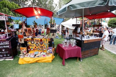 Disfrutan de la buena vid