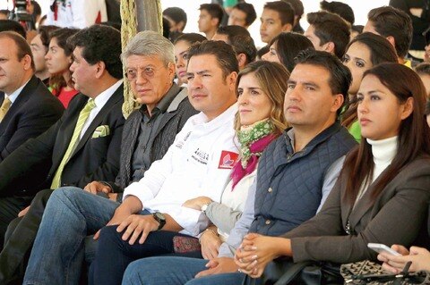 Llaman a seguir apoyando a jóvenes