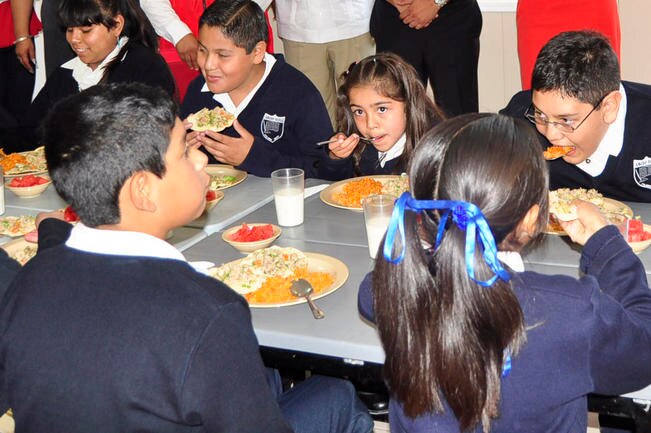 Entrega DIF casi un millón de desayunos