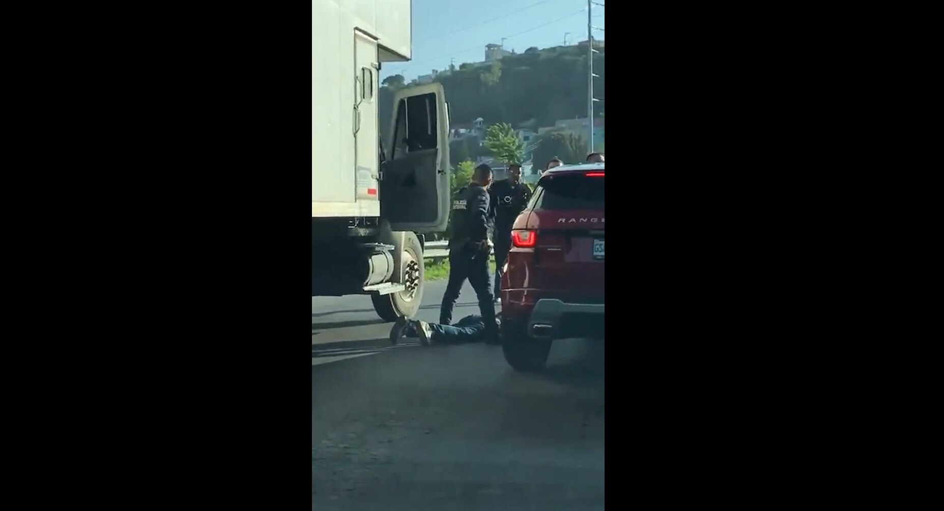 En Bernardo Quintana, detienen a supuestos ladrones