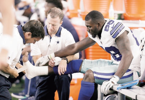 Cowboys sufre dos bajas