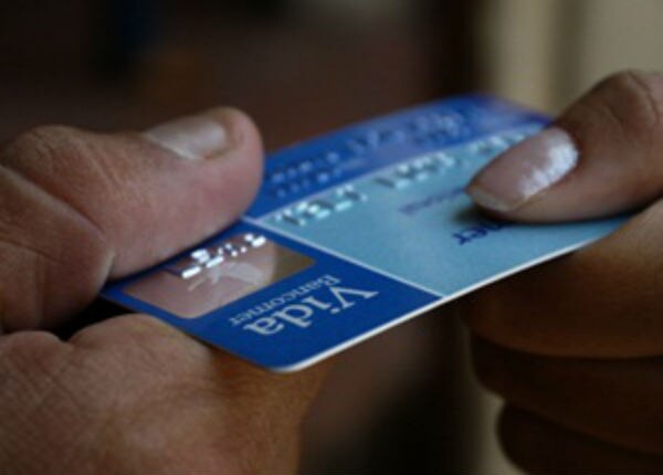 Crédito al consumo crece 16.2% en septiembre: Banxico